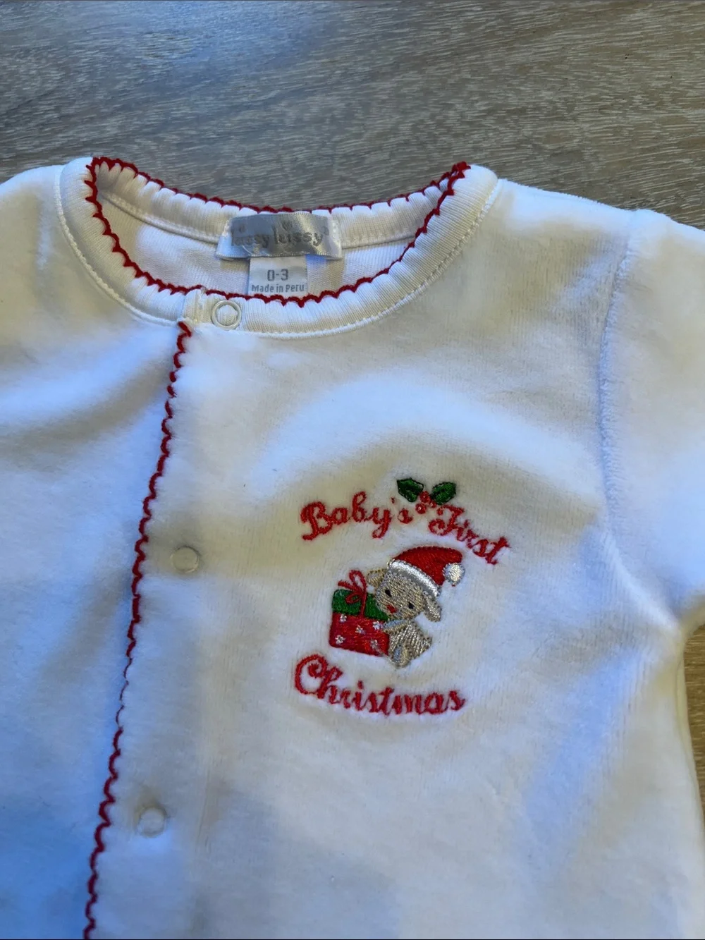 Kissy kissy 0/3 month velour Christmas pajamas EUC
